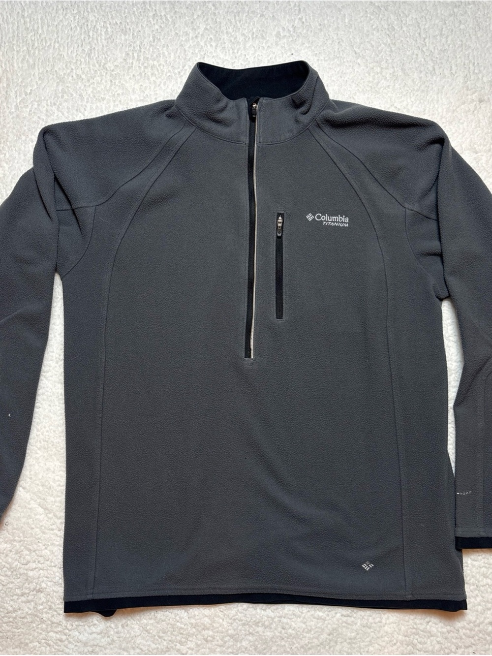 Columbia Titanium Black Lightweight Quarter-Zip Fleece Jacket
